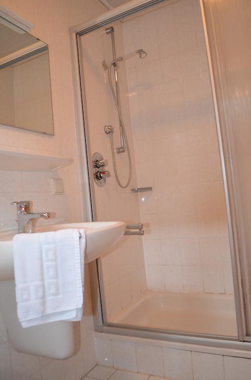 Hotel Restaurant Waldschloessel Speyerbrunn エクステリア 写真